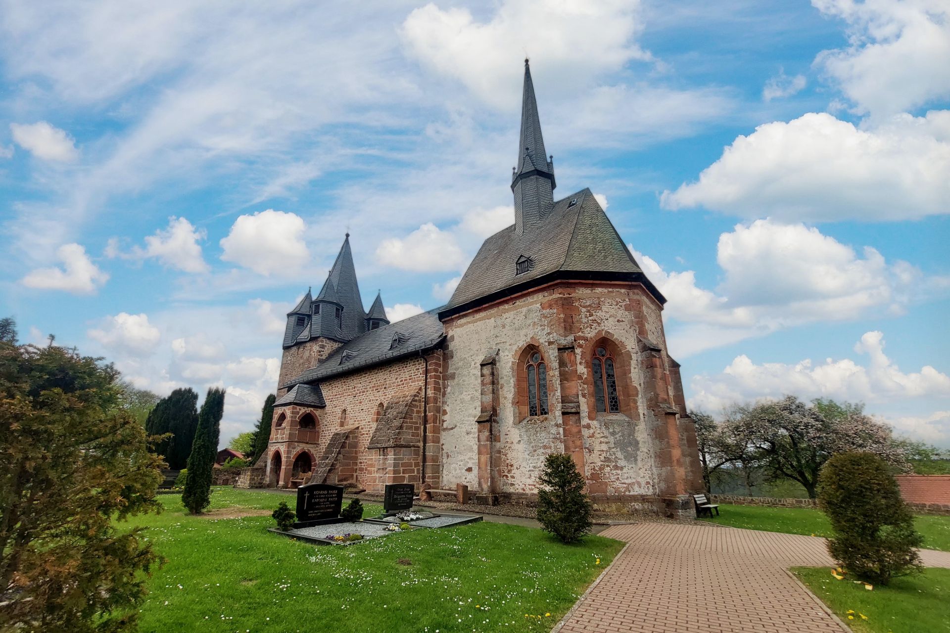 Foto: Christenberg - Martinskirche in Münchhausen