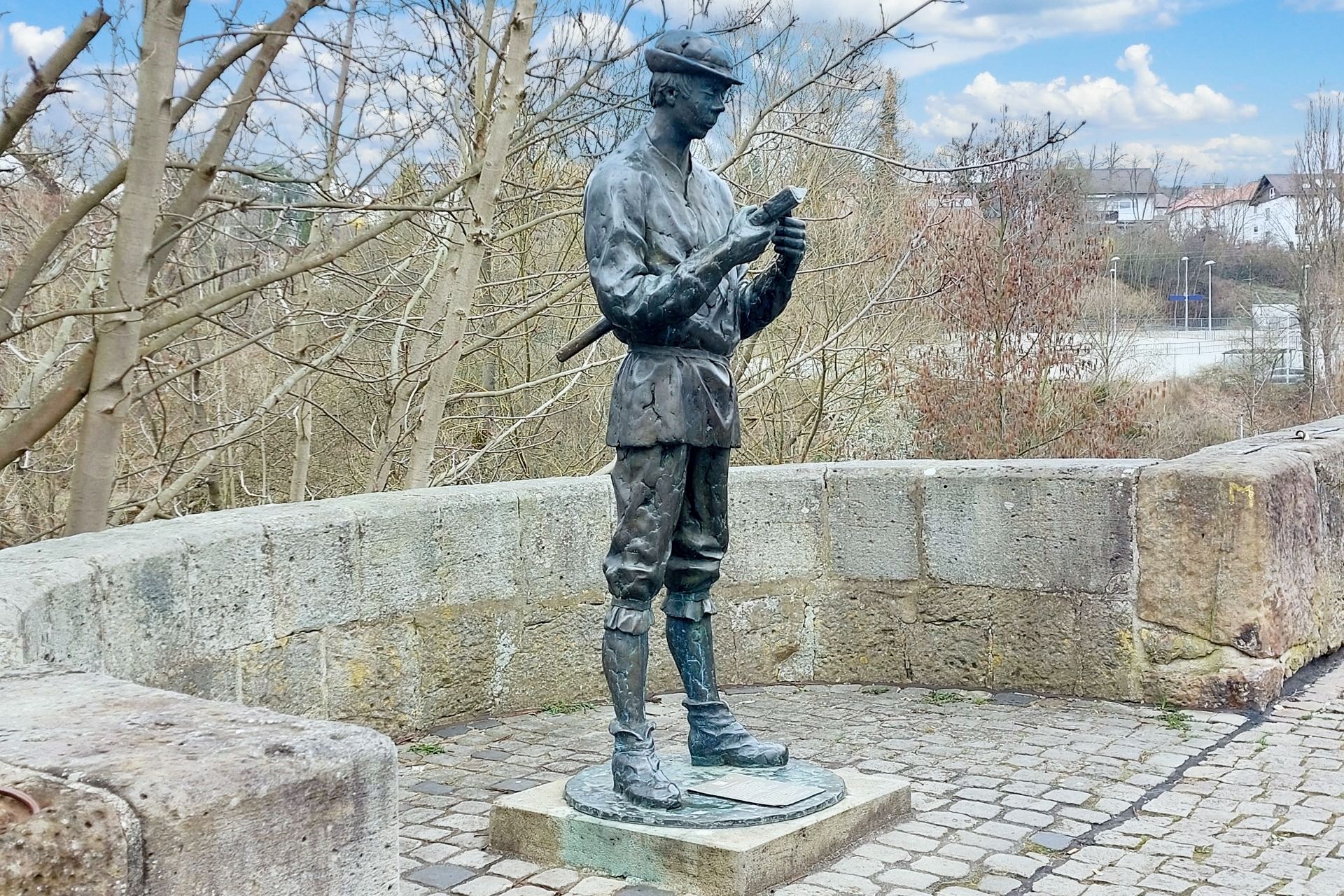 Foto: Waldarbeiter Bronzefiguren in Melsungen